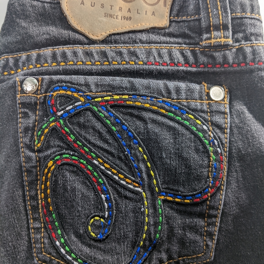 COOGI Dark Wash" Rainbow Boogie" 13 Multicolor Embroidery Stitching Logo EUC - Picture 10 of 13